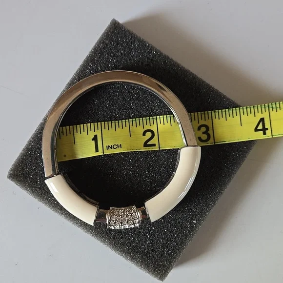 Technicolor Stretch Bracelet - Picture 2 of 3